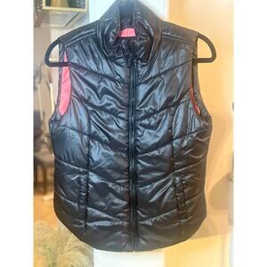 Aeropostale Girls/Juniors Puff Vest, Black with Pink Lining Size M